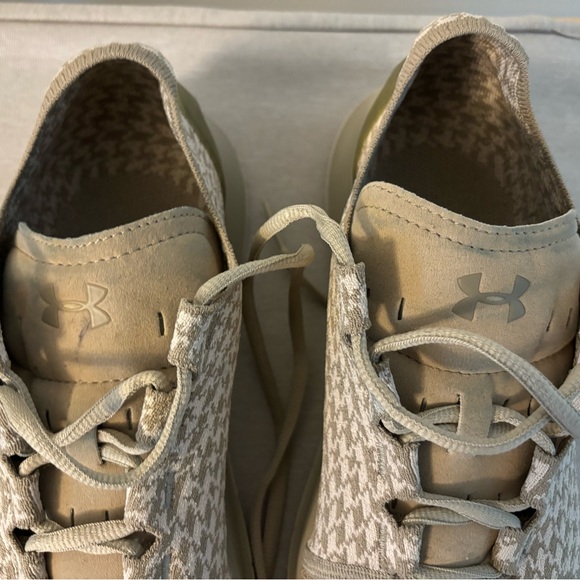 Under Armour Men's Speedform Slingride sneakers - size 10 - Picture 7 of 9